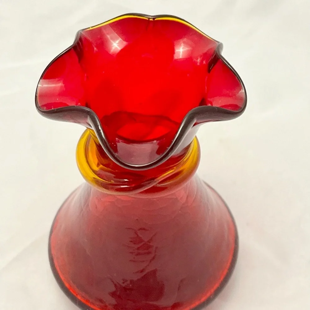 Amberina Ruby Red Crackle Glass Vase, Hand-blown Ruffle Rim, Cut Pontil, VTG EUC